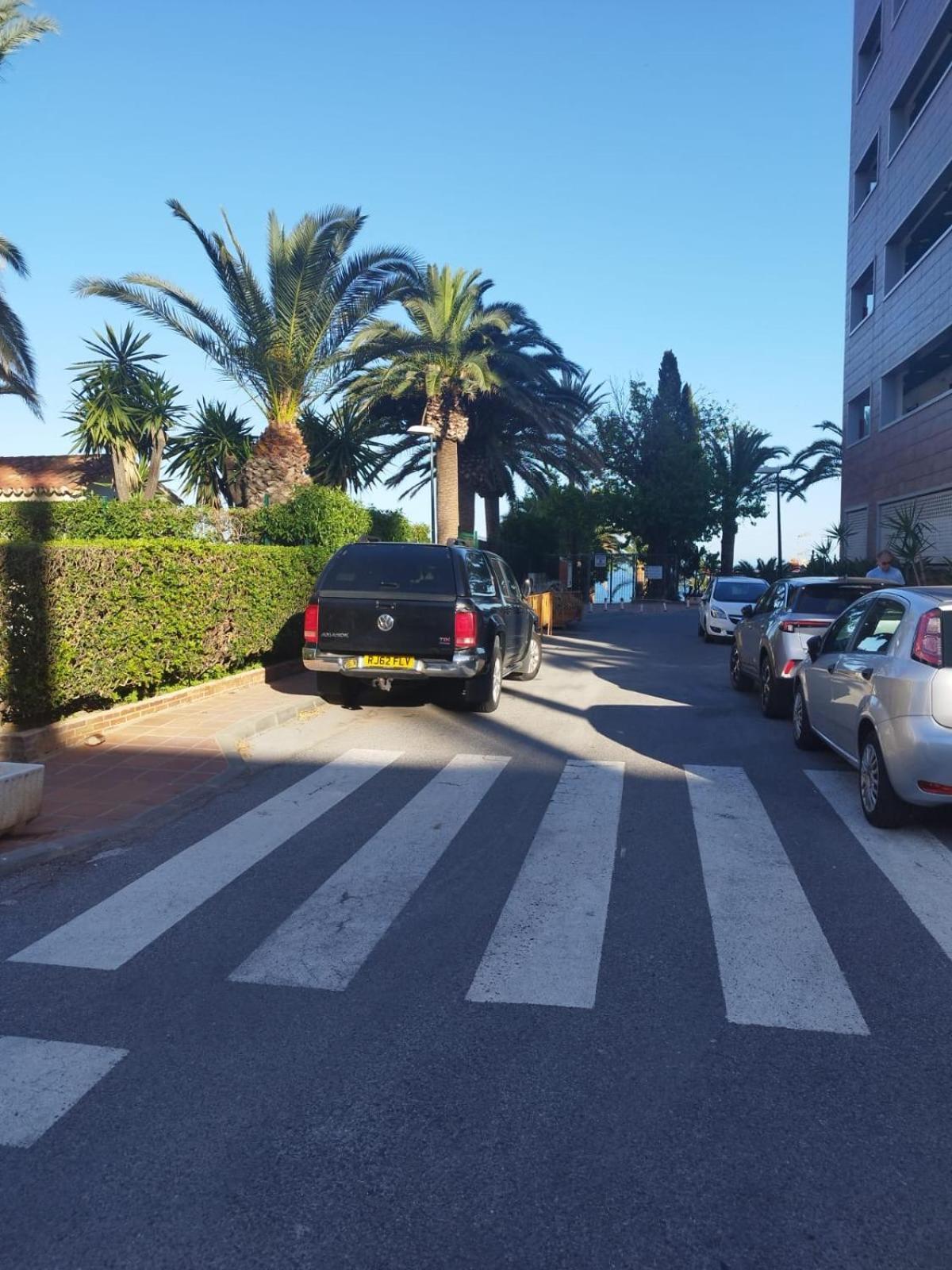 Love Rent4 Malaga La Torre De La Roca Торремолинос Экстерьер фото