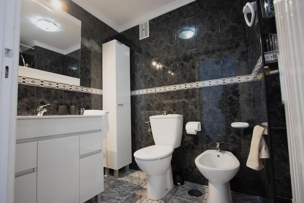 Love Rent4 Malaga La Torre De La Roca Торремолинос Экстерьер фото