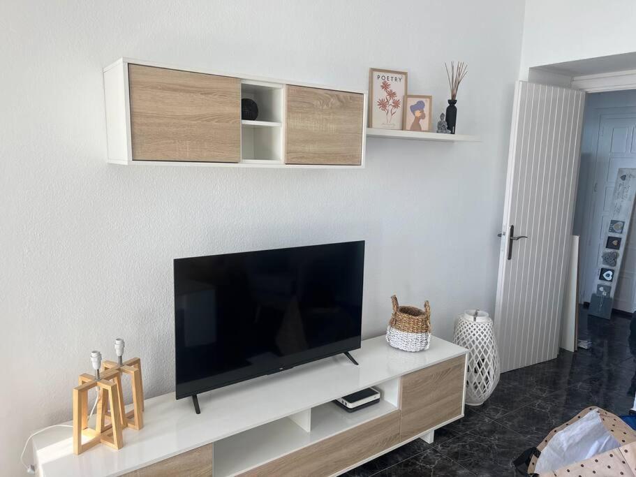 Love Rent4 Malaga La Torre De La Roca Торремолинос Экстерьер фото
