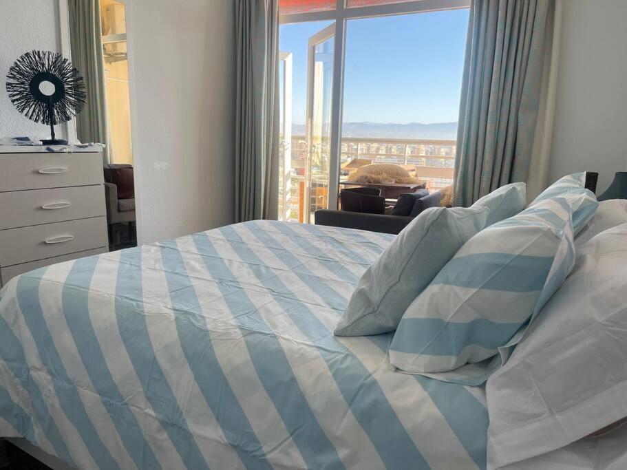 Love Rent4 Malaga La Torre De La Roca Торремолинос Экстерьер фото